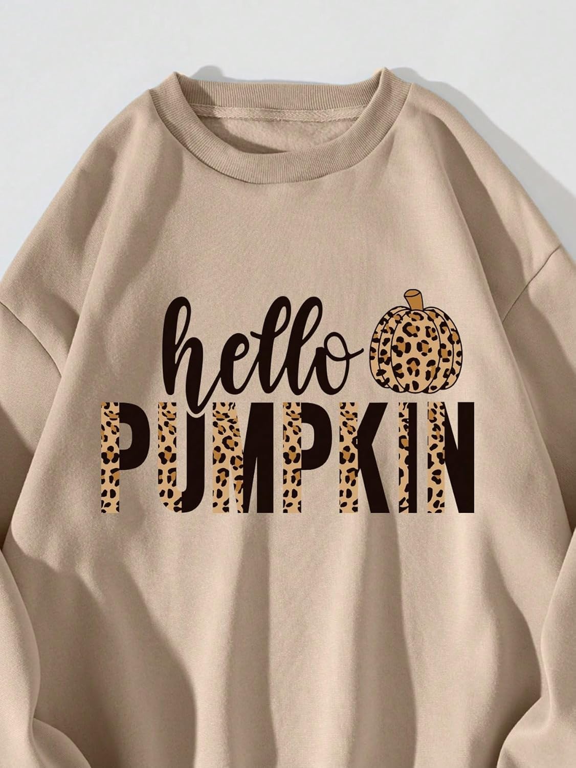 Women's Letter Graphic Print Round Neck Long Sleeve Sweatshirt Tops Pullovers Apricot Leopard Print